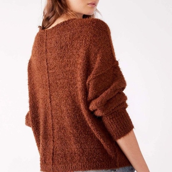Free People Icing fuzzy oversized sweater pullover L - Picture 5 of 9